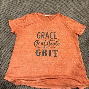 Maurice’s graphic tee